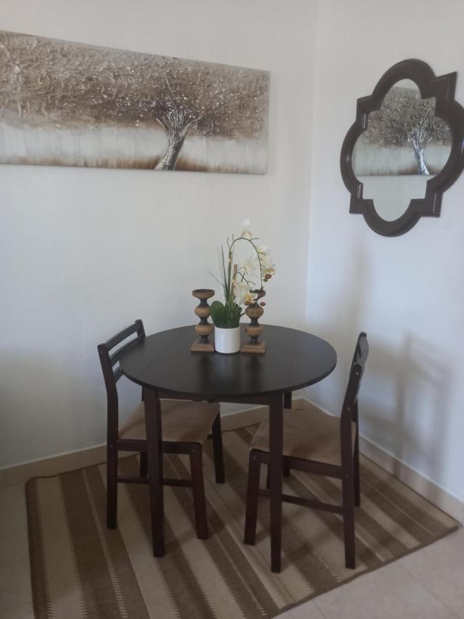 A Taste Of Paradise - Vacation Rentals Close To Us Embassy & Restaurants 拿骚 外观 照片